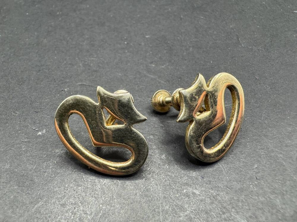 Vintage Screw Back Earrings Gold Tone Abstract Design Character Jewelry